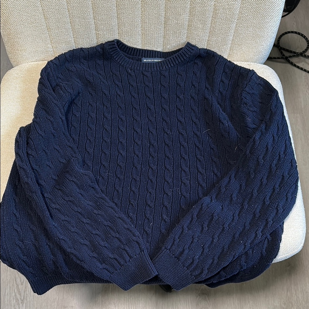 Brandy Melville crew neck sweater